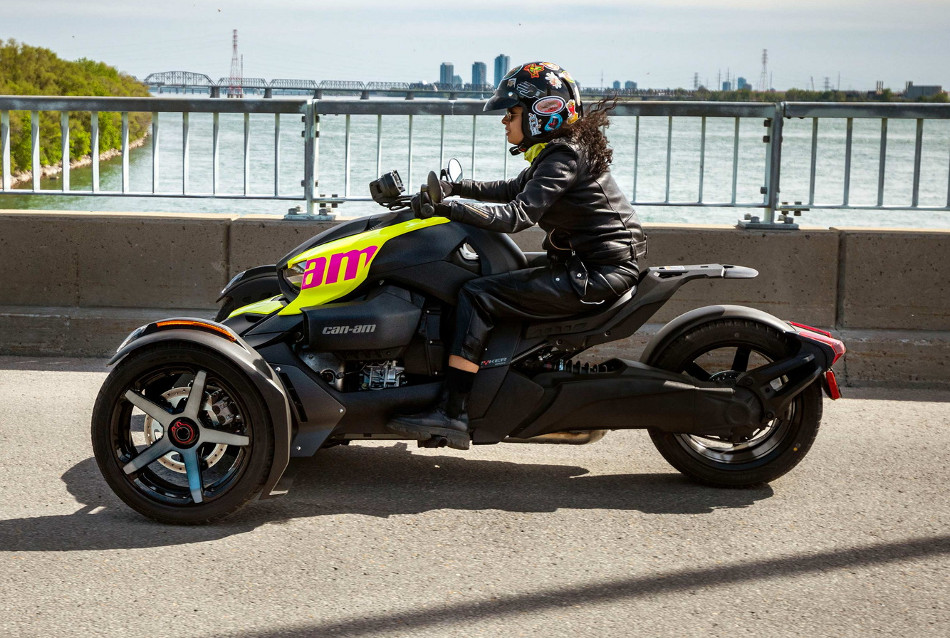 Canam-3