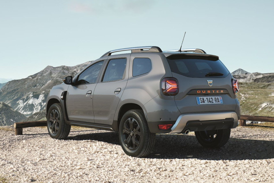 Dacia-4