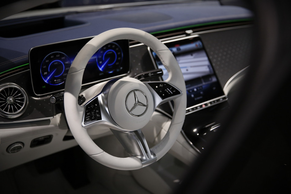 Mercedes-3