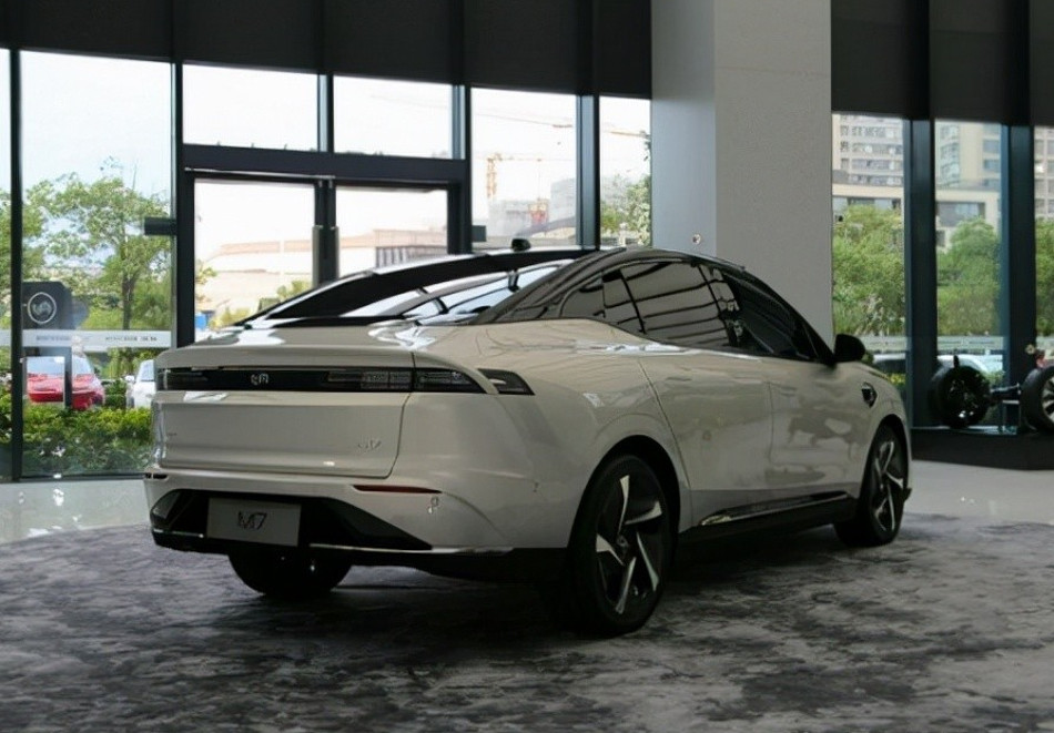 M7-4