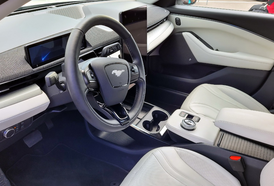 Ford Mustang Mach-E 2022