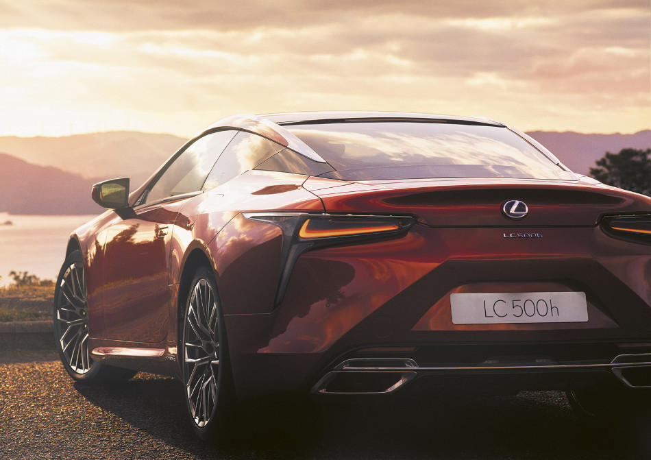 Lexus-3