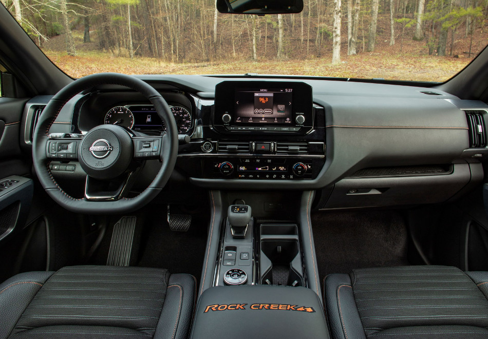 Nissan-2