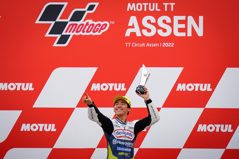 Moto33