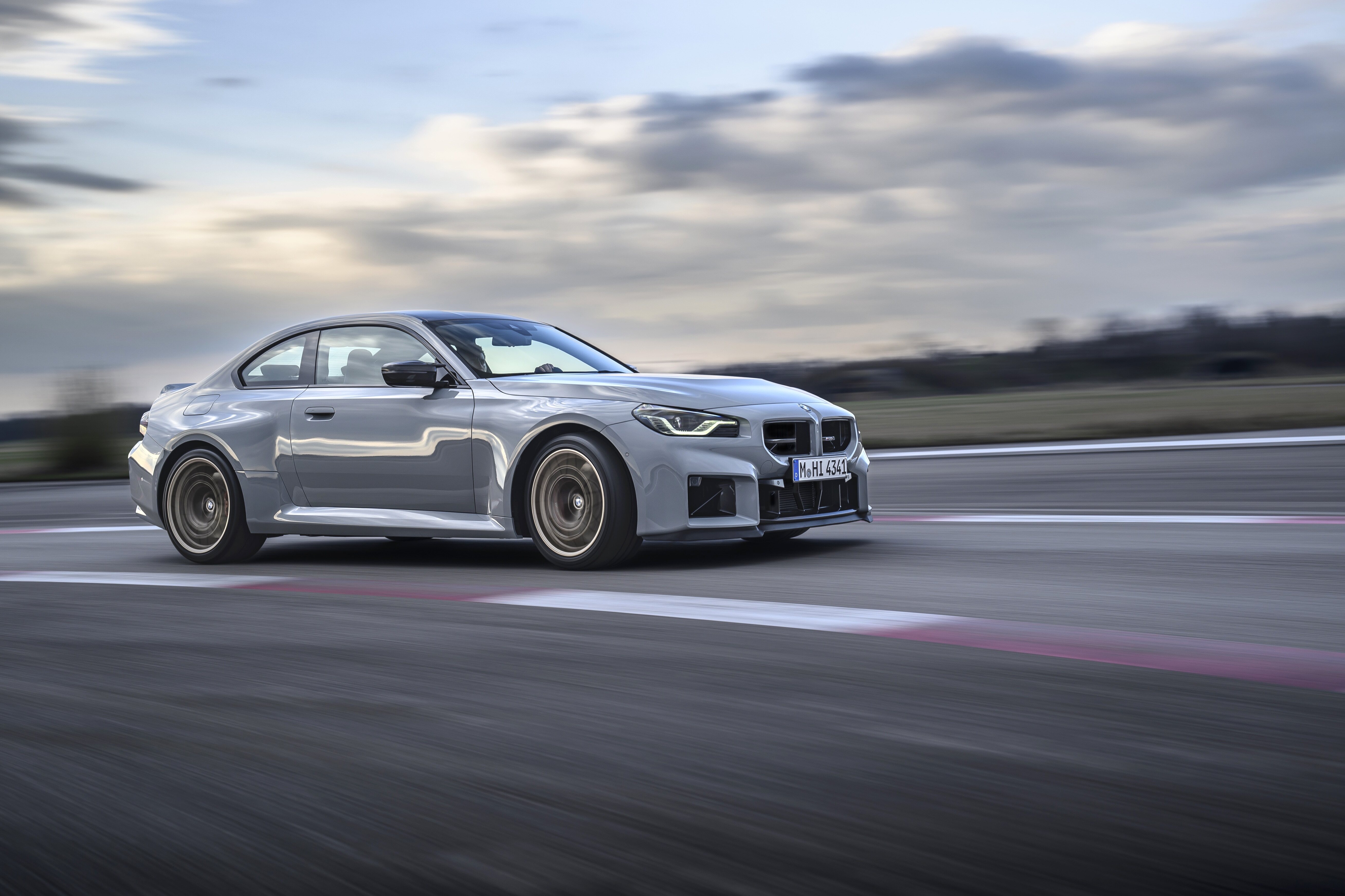 El nuevo BMW M2 CS 2026 en acción