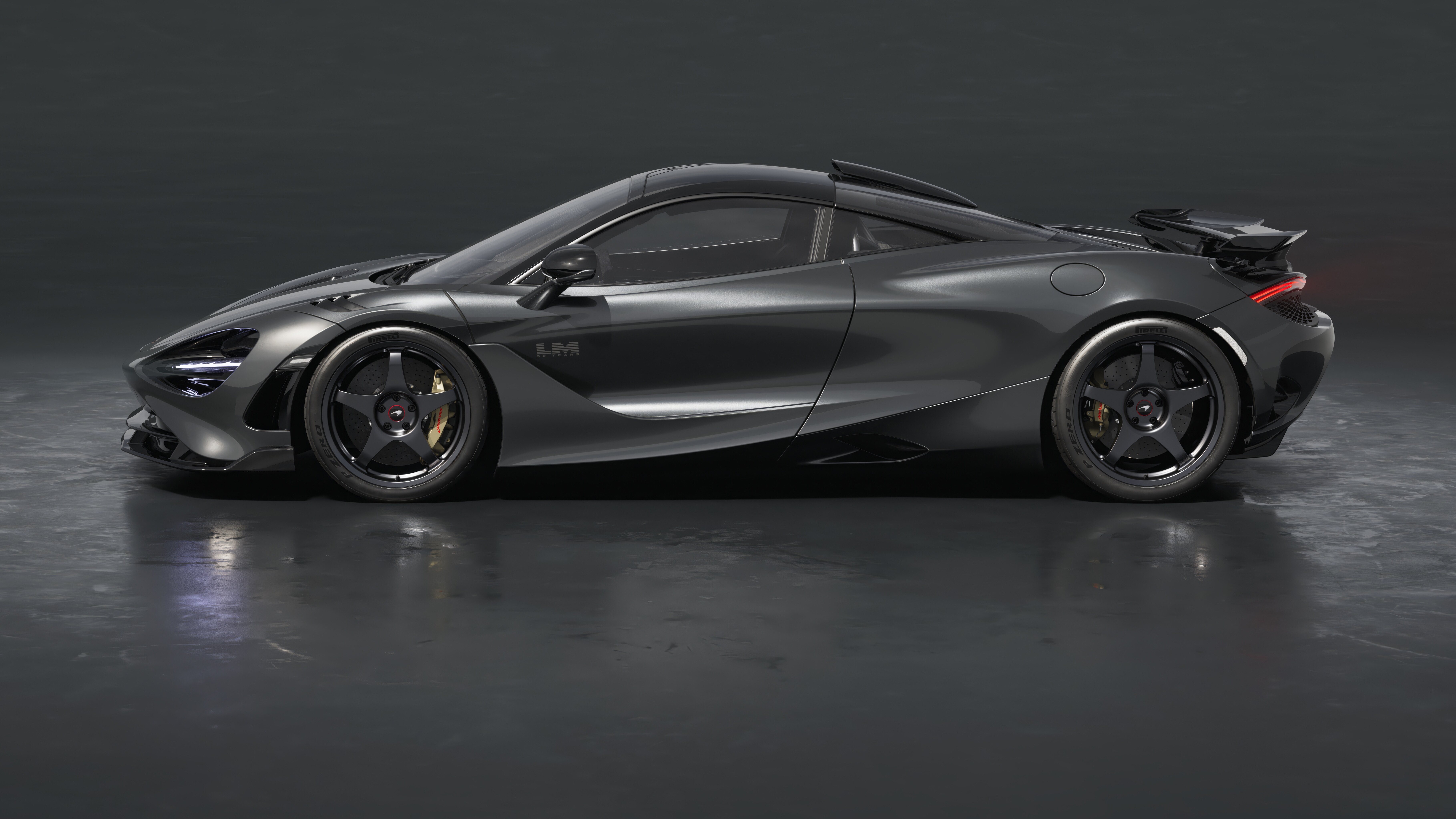Vista lateral del McLaren 750S