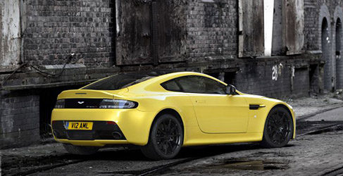 Aston Martin V12 Vantage S