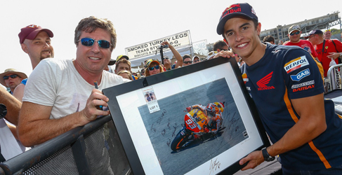 viernes indy motogp