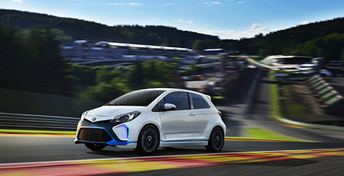 Toyota Yaris Hybrid-R