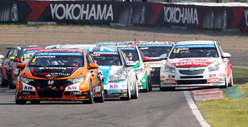 Michelisz lidera al grupo