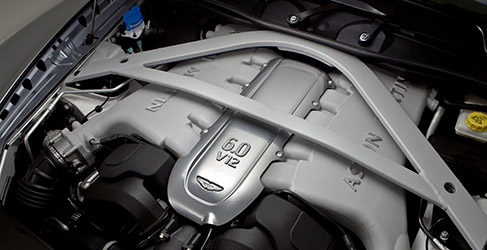 Motor Aston Martin DB9
