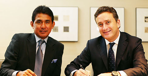 Auguri Suzuki y Alejandro Agag