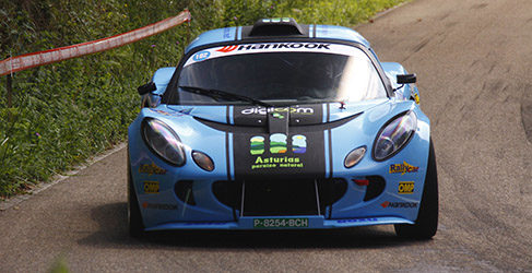 Fran Cima a los mandos del Lotus Exige GT