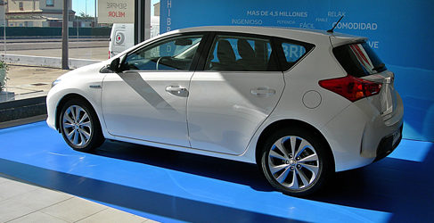 Toyota Auris Hybrid