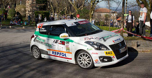 Víctor Pérez dominaba el rally con autoridad