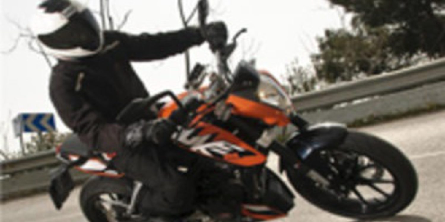 KTM presenta en Barcelona la nueva Duke 125