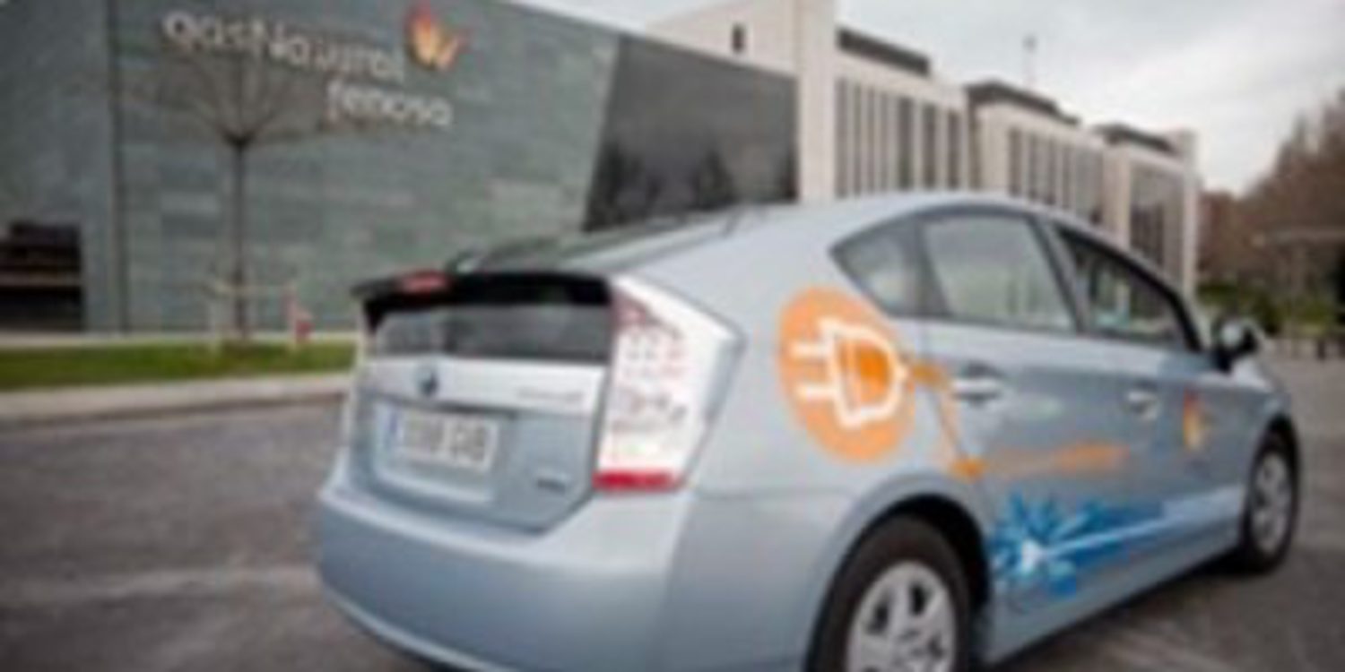 Toyota y Gas Natural Fenosa se unen para impulsar el vehículo híbrido enchufable