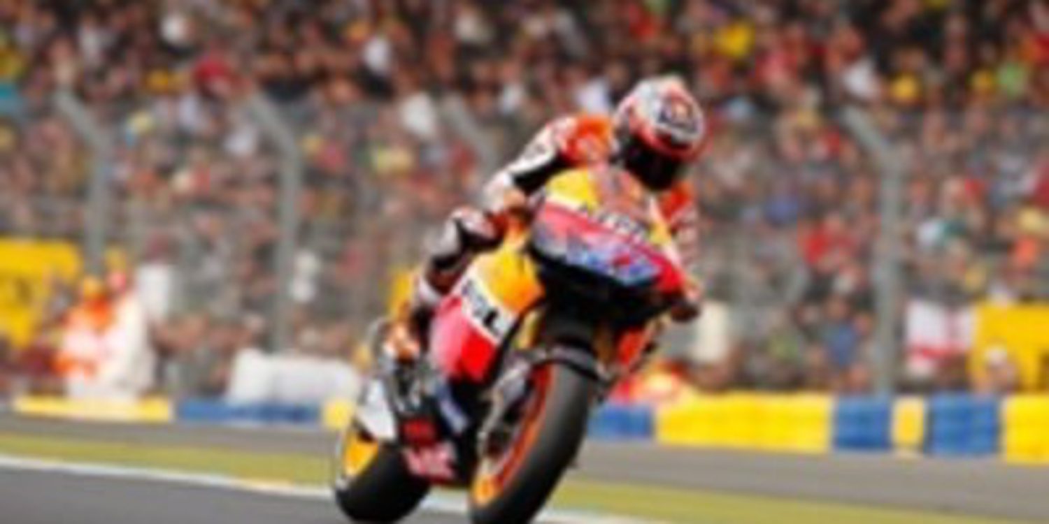 Stoner sigue mandando en la segunda jornada de Le Mans