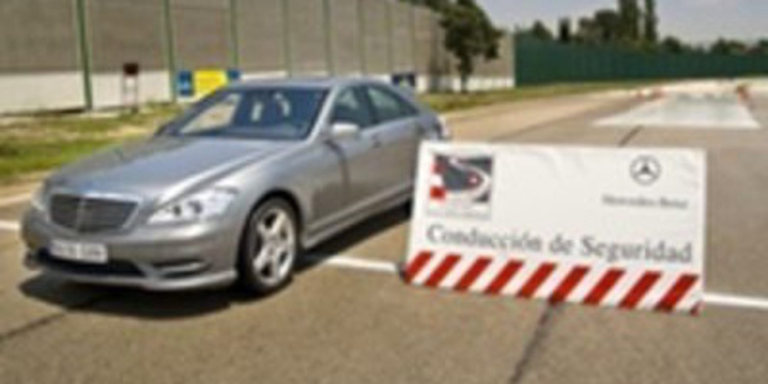 Mercedes-Benz imparte cursos de conducción en el Jarama, en Montmeló y Cheste