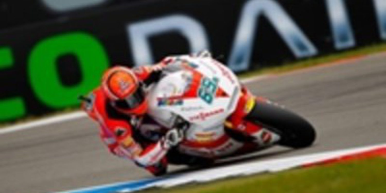Bradl suma su sexta pole position en Assen