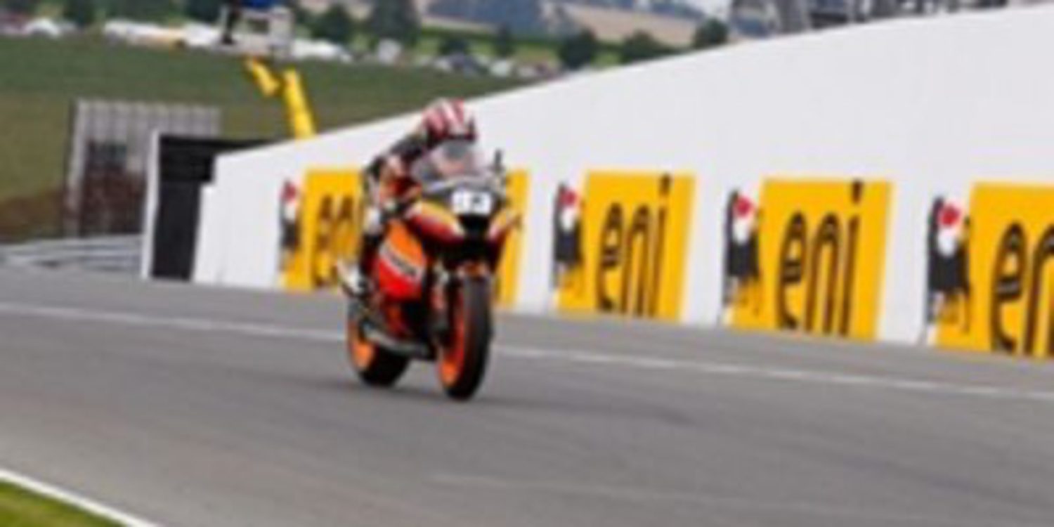 Márquez se impone en casa de Bradl