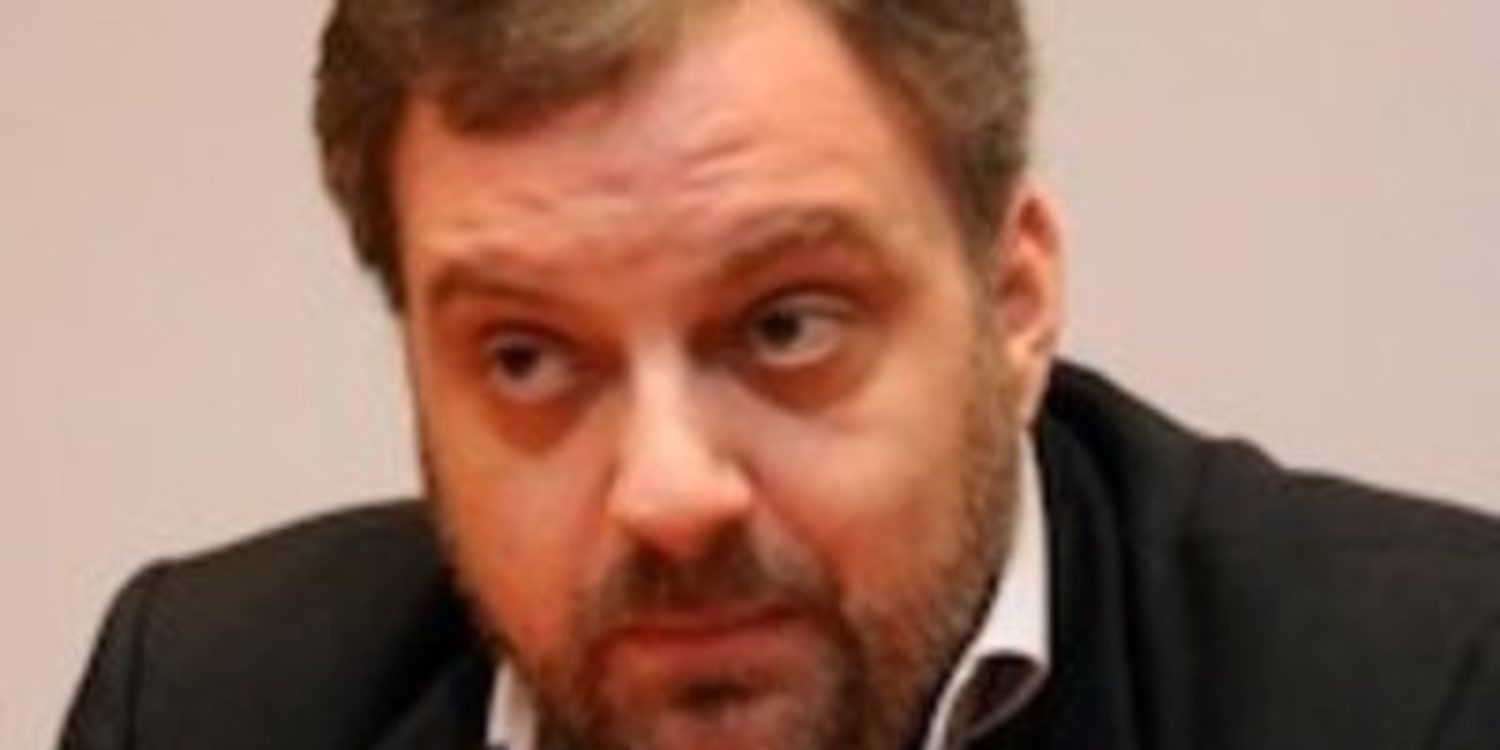 Desde el PP piden que el límite suba a 160 km/h y asociaciones recurren al Supremo