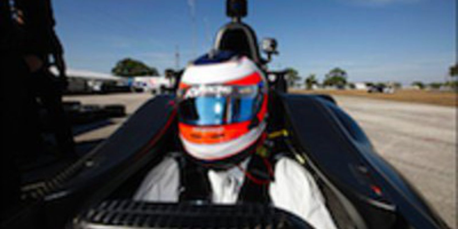 Rubens Barrichello no descarta correr en óvalos en la IndyCar