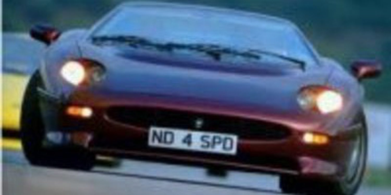 El Jaguar XJ220 cumple su 20 aniversario