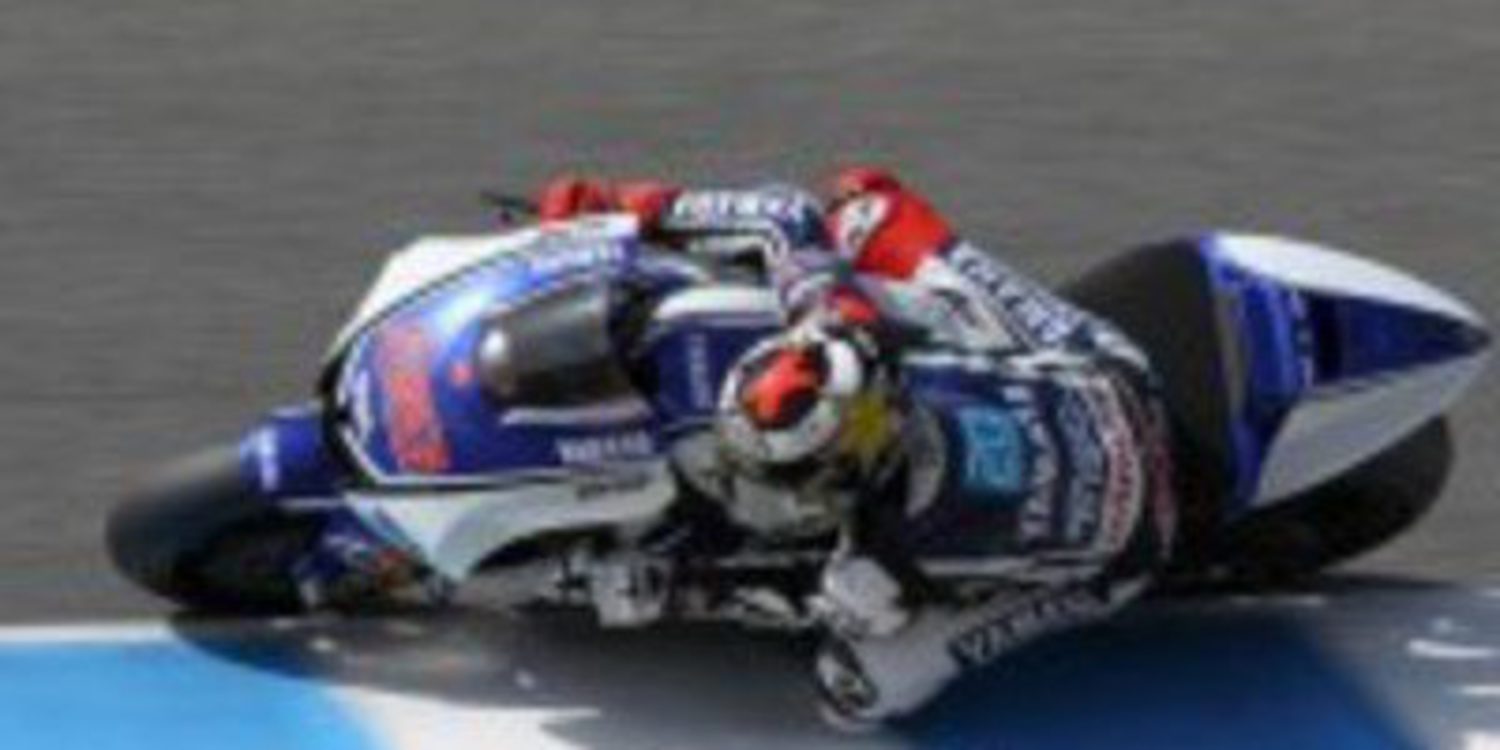 Casey Stoner arranca los test de MotoGP con el mejor crono