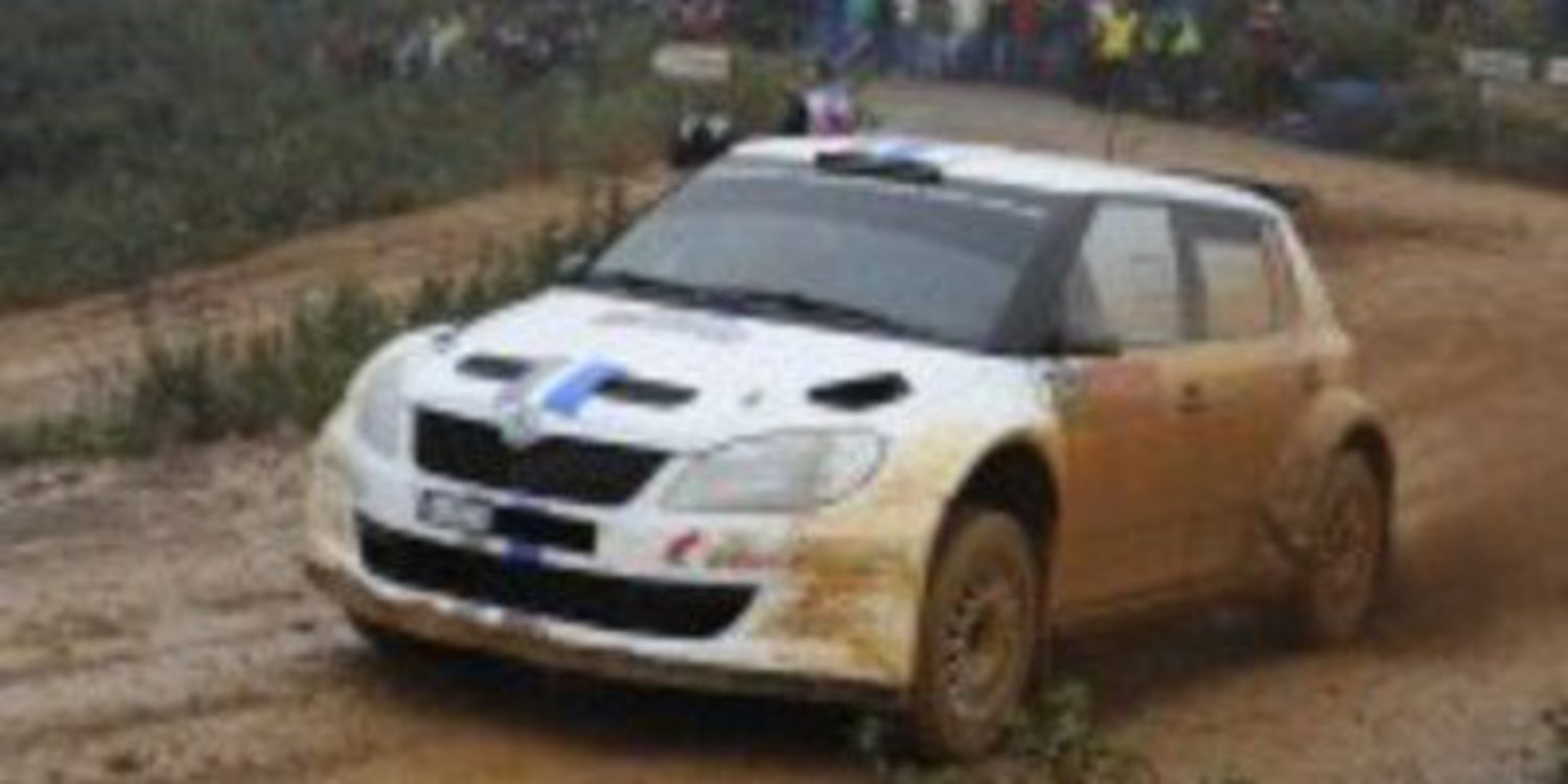 Mikko Hirvonen sobrevive al diluvio y es el favorito