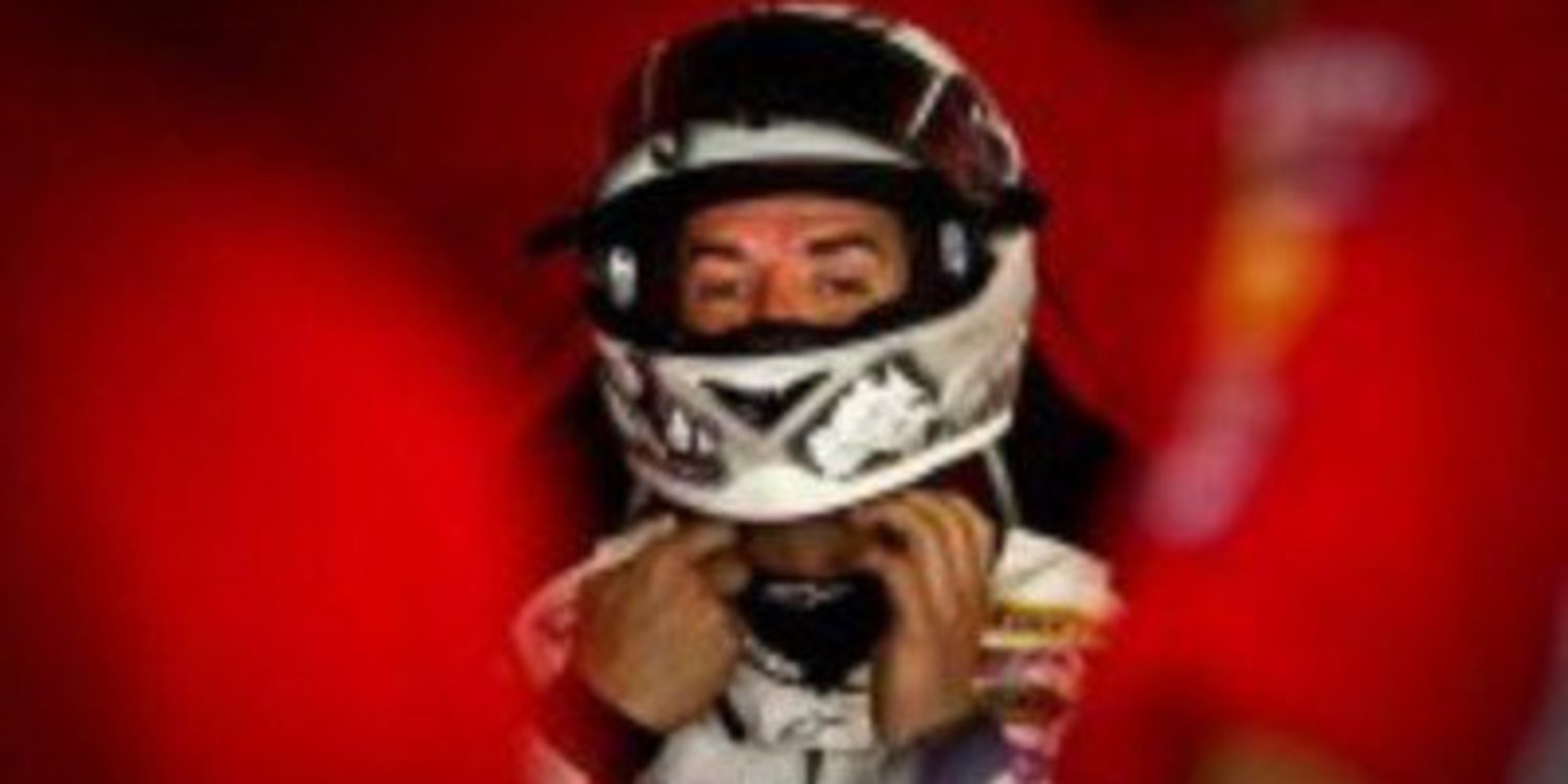Carlos Checa se hace con el doblete en Imola