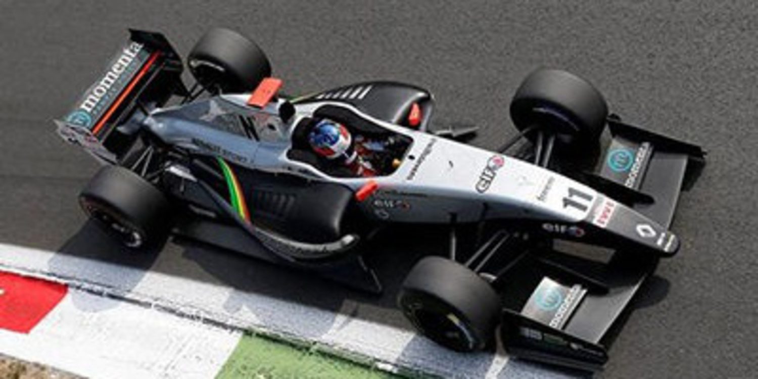 Will Stevens se aprovecha y aplasta a sus rivales en Monza