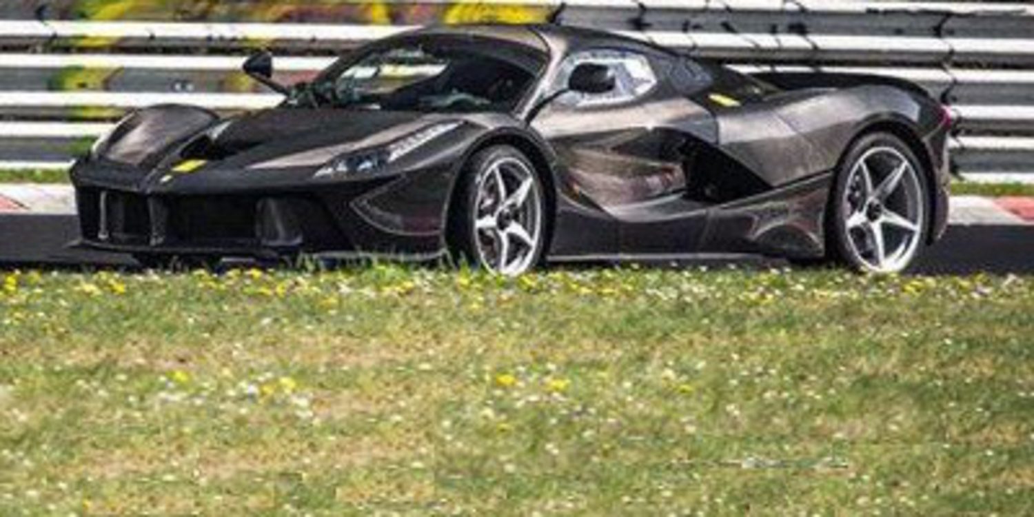 Fotos y vídeo del misterioso prototipo LaFerrari cazado en Nürburgring
