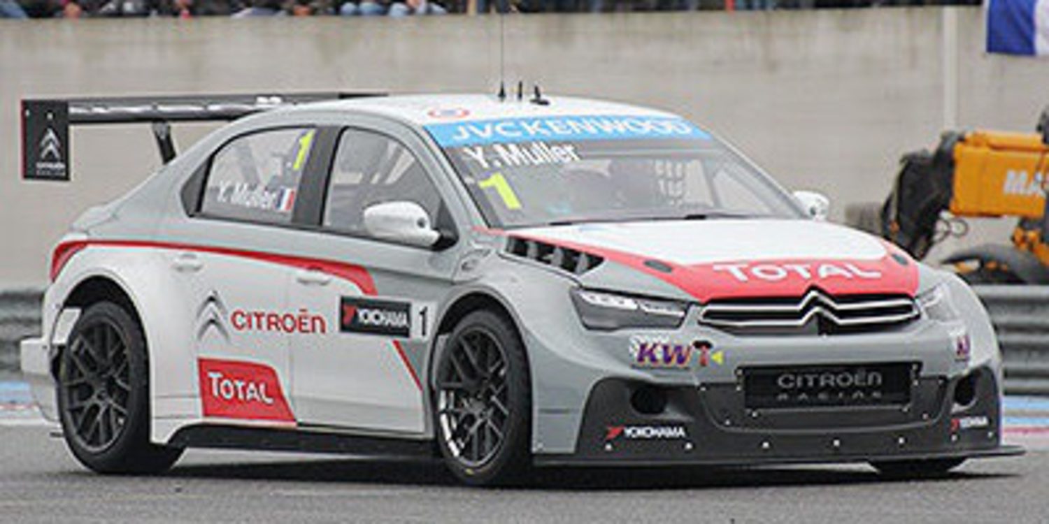 Yvan Muller gana en Paul Ricard tras una mala salida