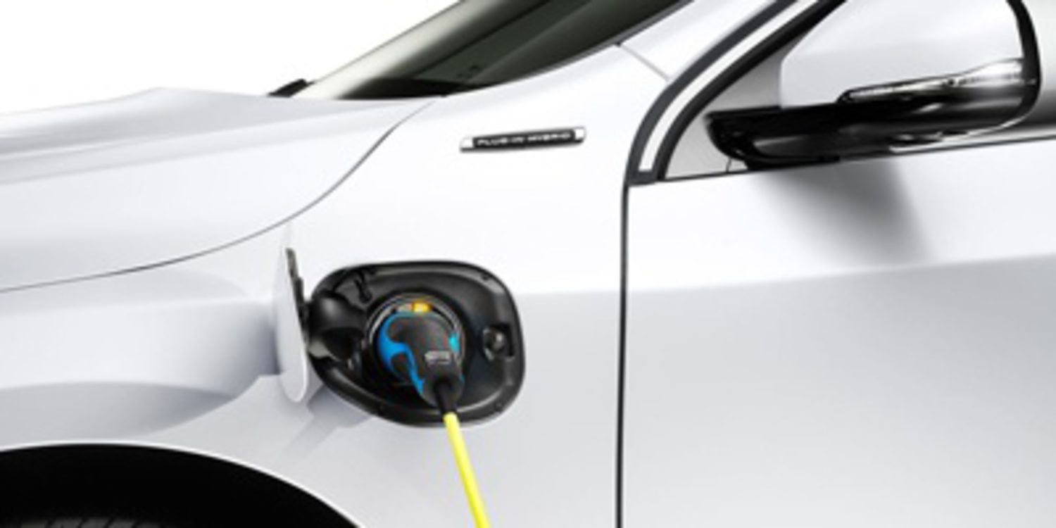 En Pekín veremos el Volvo S60L Plug-in Hybrid Concept