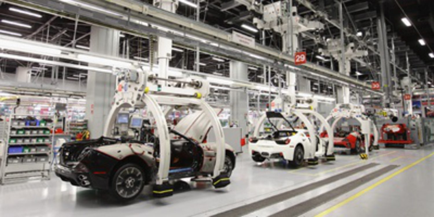 Ferrari premia a sus trabajadores con 4.096 euros