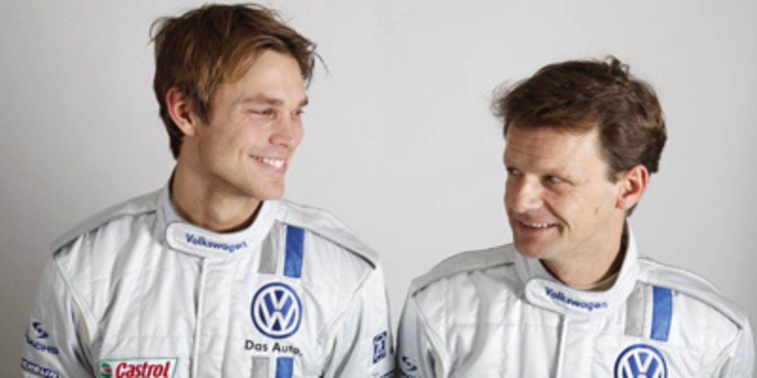 Andreas Mikkelsen regresa junto al copiloto Ola Floene
