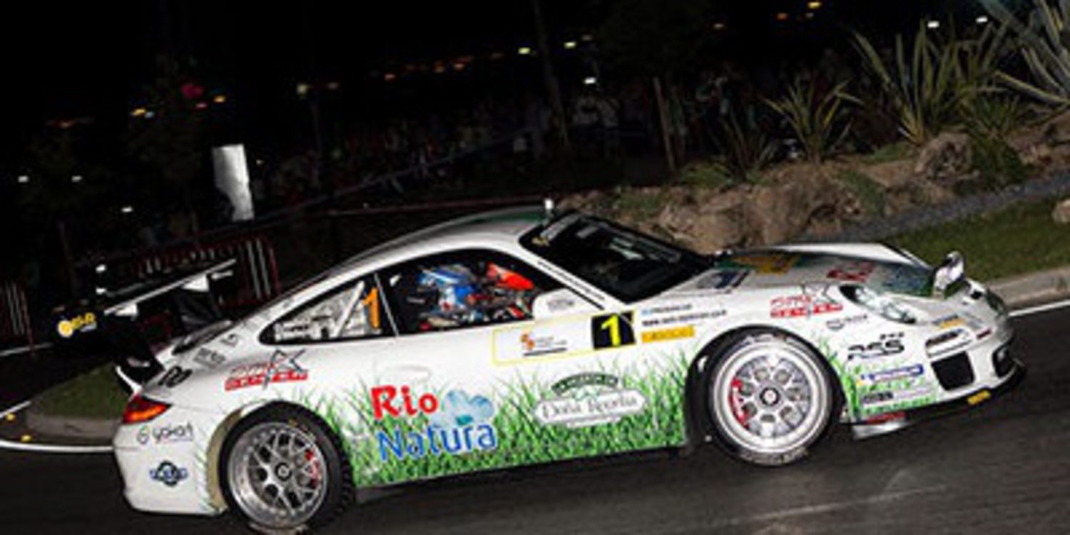 Vallejo da un puñetazo sobre la mesa en el Rally del Bierzo