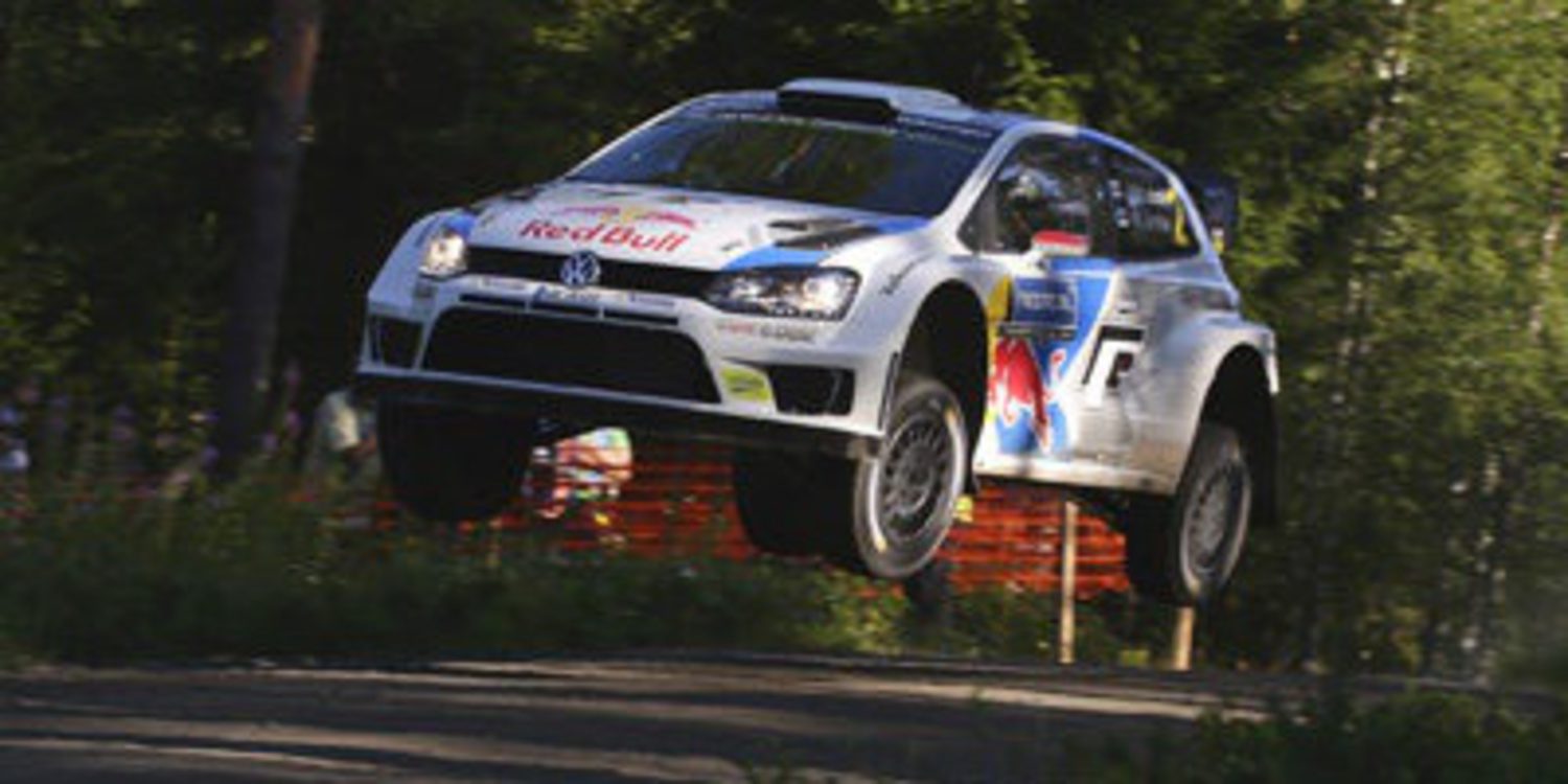 Jari-Matti Latvala implora a Ajatar y es líder en Finlandia