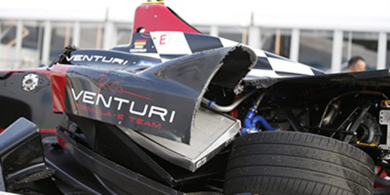 Nicolas Prost se disculpa ante Nick Heidfeld por su toque