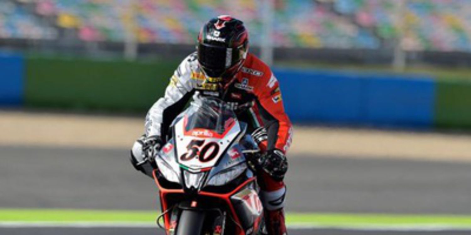 Guintoli recupera el mando en Magny-Cours en el FP3