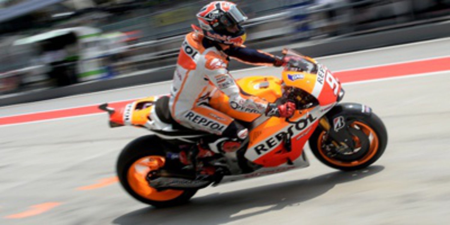 Marc Márquez domina el warm up de MotoGP en Malasia
