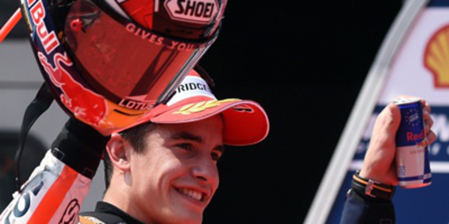 Los hermanos Márquez seguirán con cascos Shoei