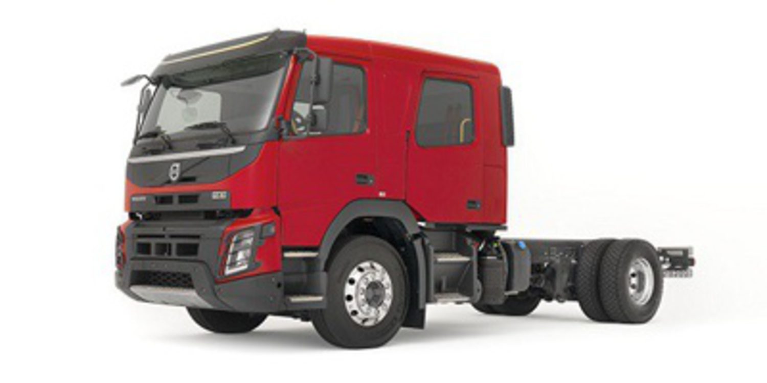 Volvo FL y FMX Euro 6 ahora con cabina doble