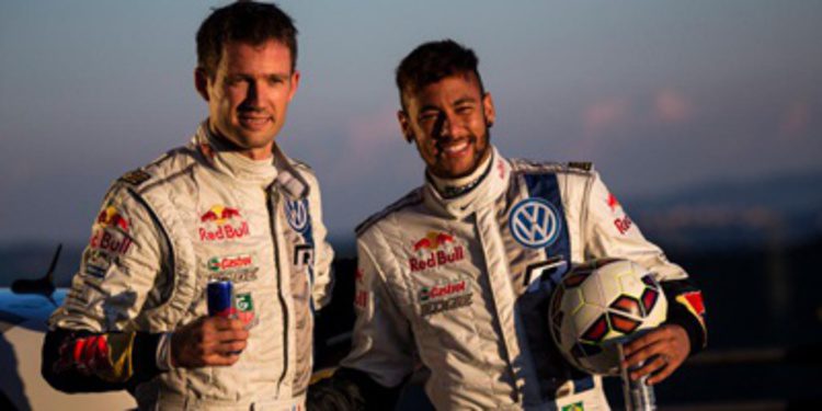 Neymar hace de copiloto de Sebastien Ogier por un día