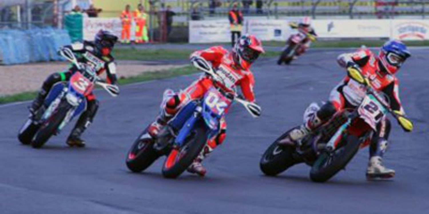 Chris Iddon se lleva el SIC Supermoto Day 2014