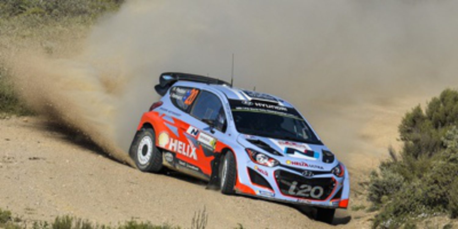 Hayden Paddon es el tercer piloto de Hyundai en el WRC 2015