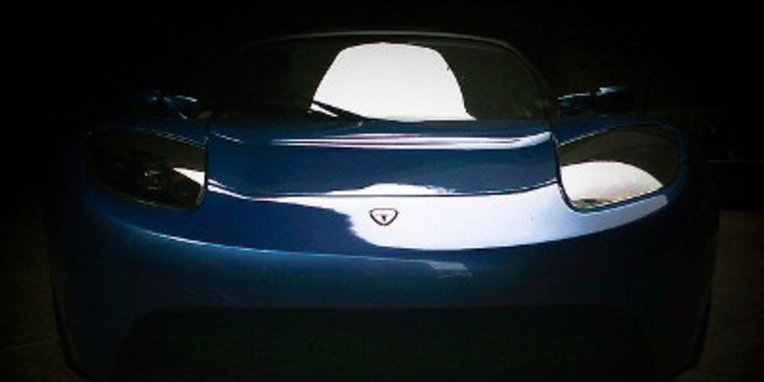 El Tesla Roadster recibe una mejora en sus baterías