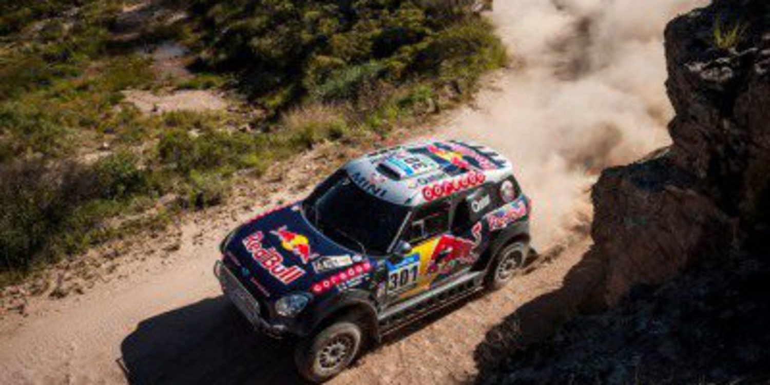 Dakar 2015, etapa 4: Nasser Al-Attiyah aumenta su ventaja con otra victoria