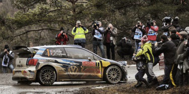 Loeb y Ogier siguen su guerra en el 'Monte' con Kubica de 'infiltrado'